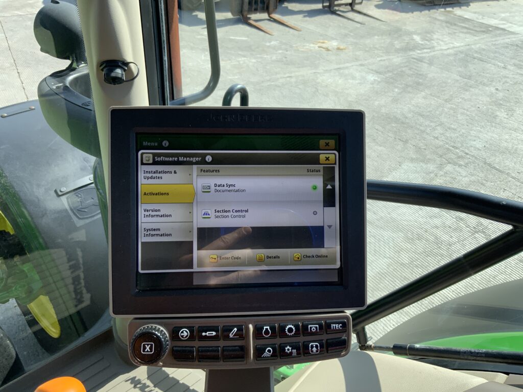 John Deere 6215R Premium Edition Tractor (ST26329)