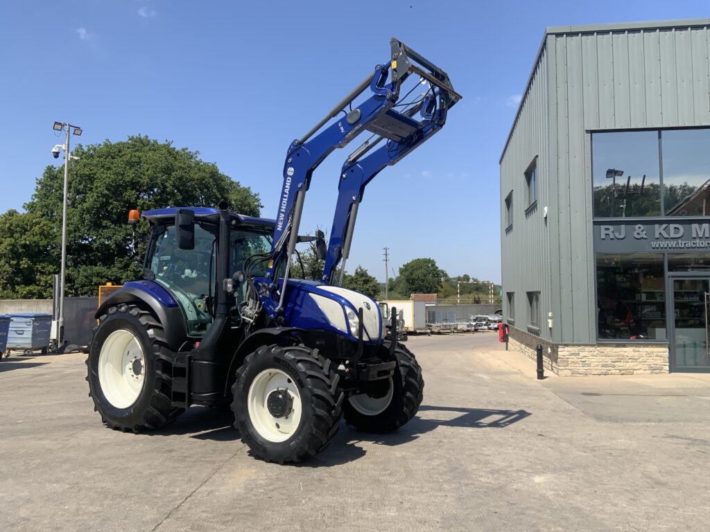 New Holland T6.145 Blue Power Tractor (ST27070)