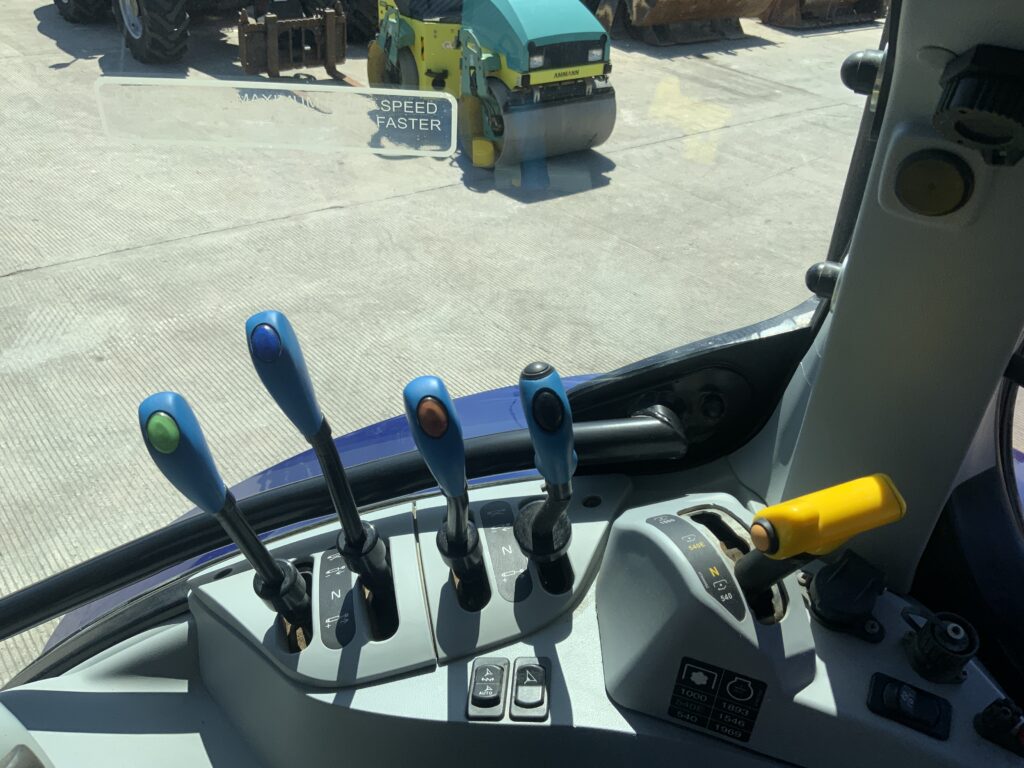 New Holland T6.145 Blue Power Tractor (ST27070)