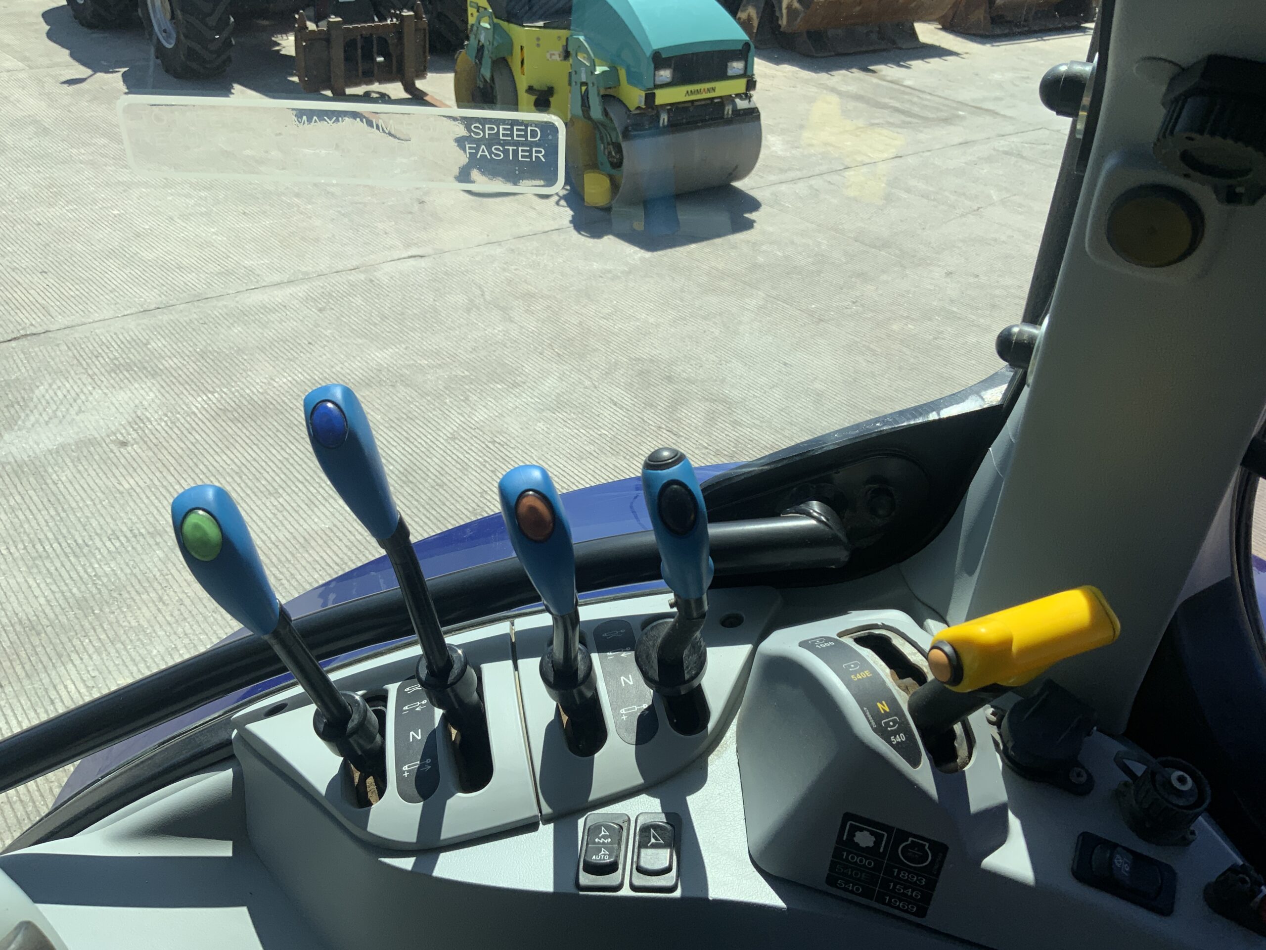 New Holland T6.145 Blue Power Tractor (ST27070)