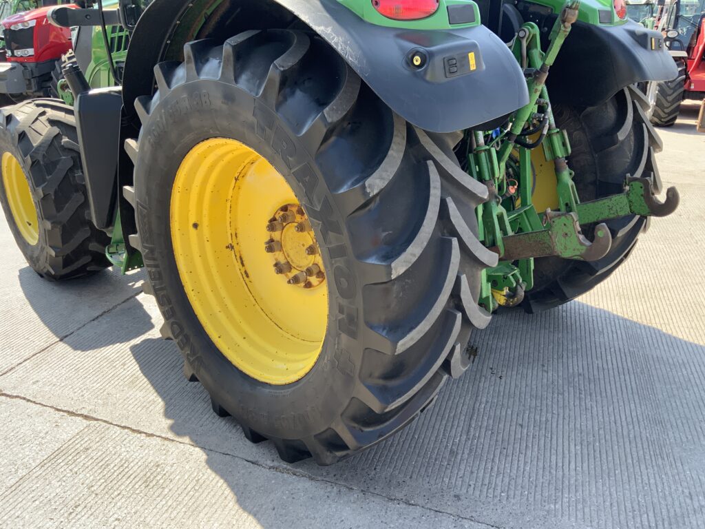 John Deere 6125R Tractor (ST26918)