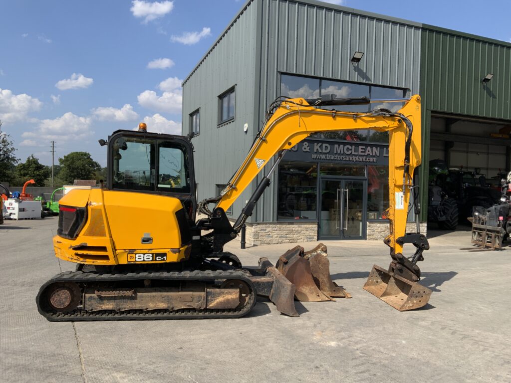 JCB 86C-1 Digger (ST25753)