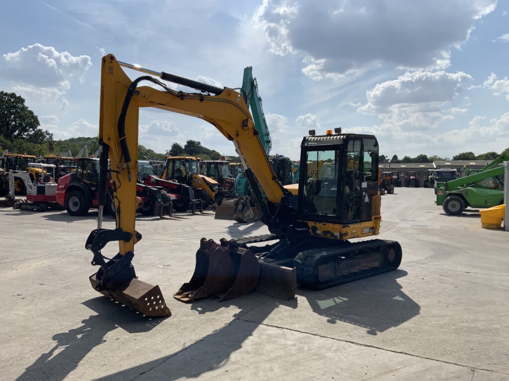 JCB 86C-1 Digger (ST25753)