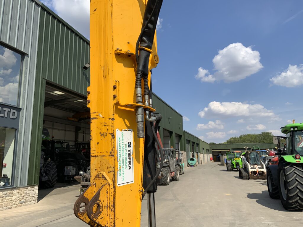 JCB 86C-1 Digger (ST25753)