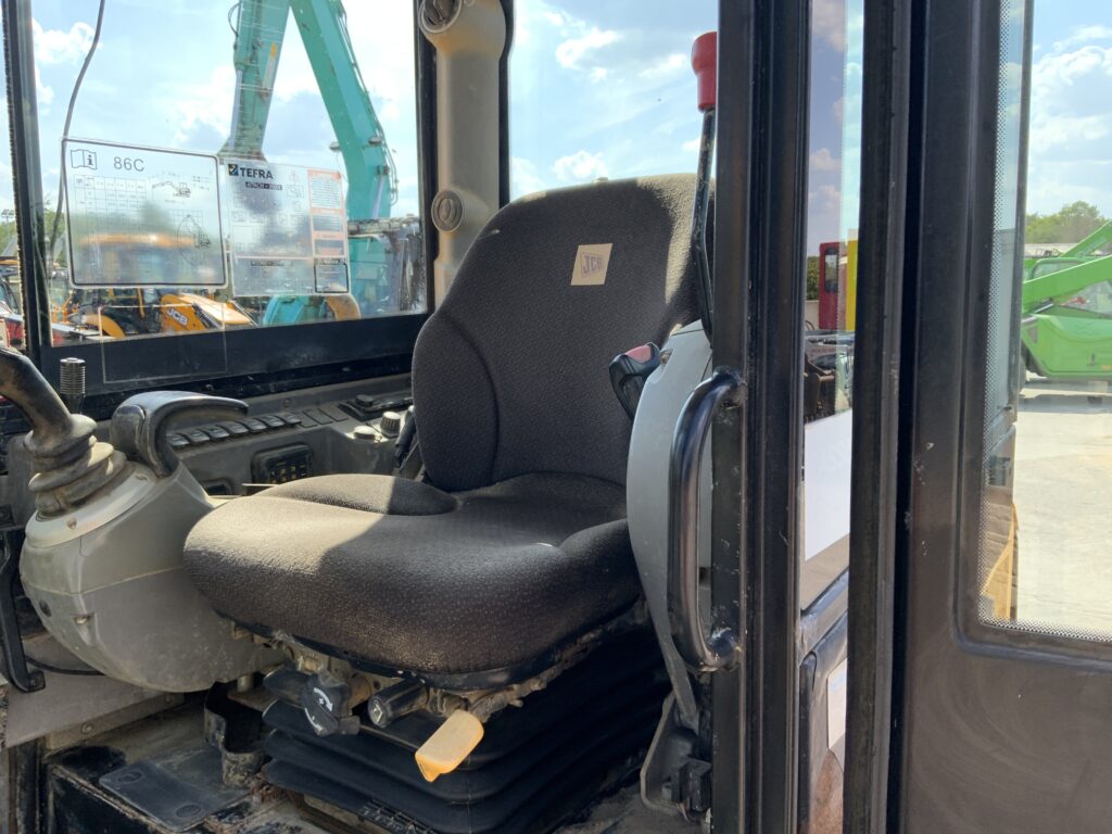 JCB 86C-1 Digger (ST25753)