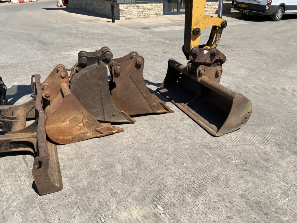 CAT 305C CR Digger (ST27276)
