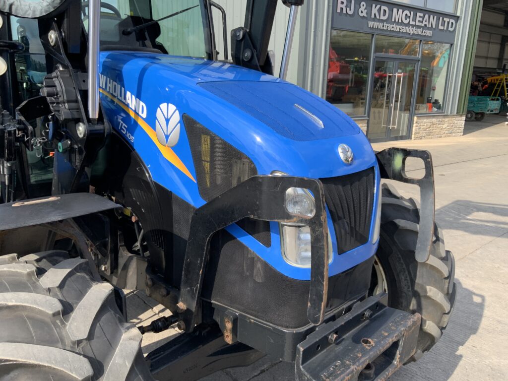 New Holland T5.105 Tractor (ST26857)