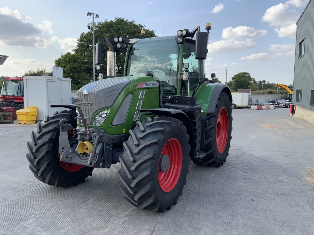 Fendt 720 Profi Plus Tractor (ST26908)