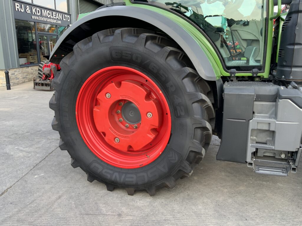 Fendt 720 Profi Plus Tractor (ST26908)