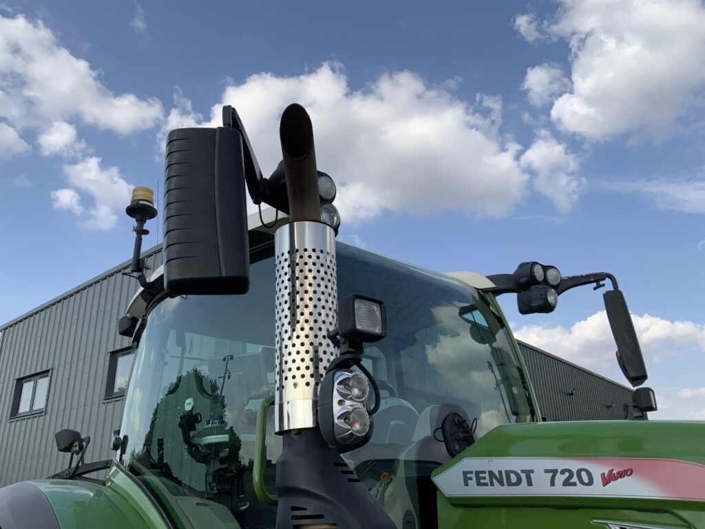 Fendt 720 Profi Plus Tractor (ST26908)