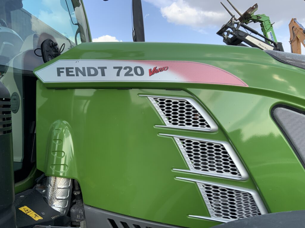 Fendt 720 Profi Plus Tractor (ST26908)