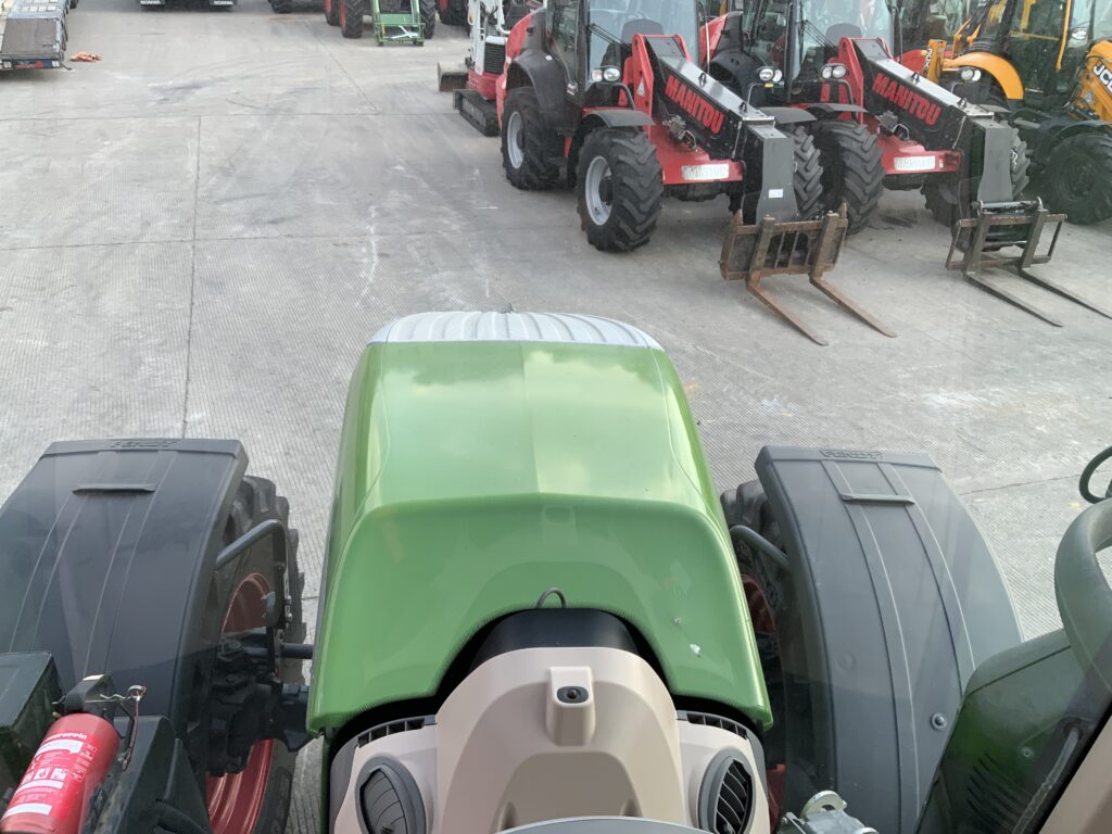 Fendt 720 Profi Plus Tractor (ST26908)