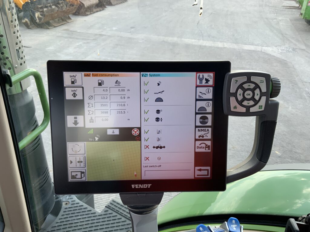 Fendt 720 Profi Plus Tractor (ST26908)