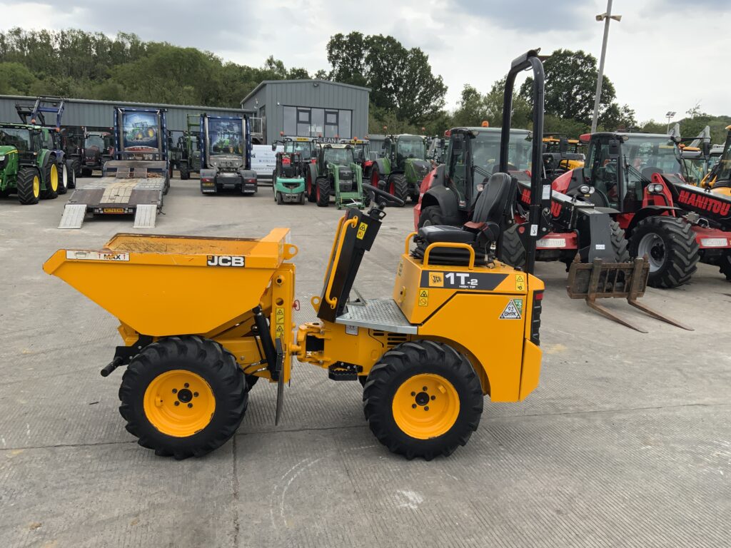 JCB 1 Tonne-2 Hi Tip Dumper (ST27100)