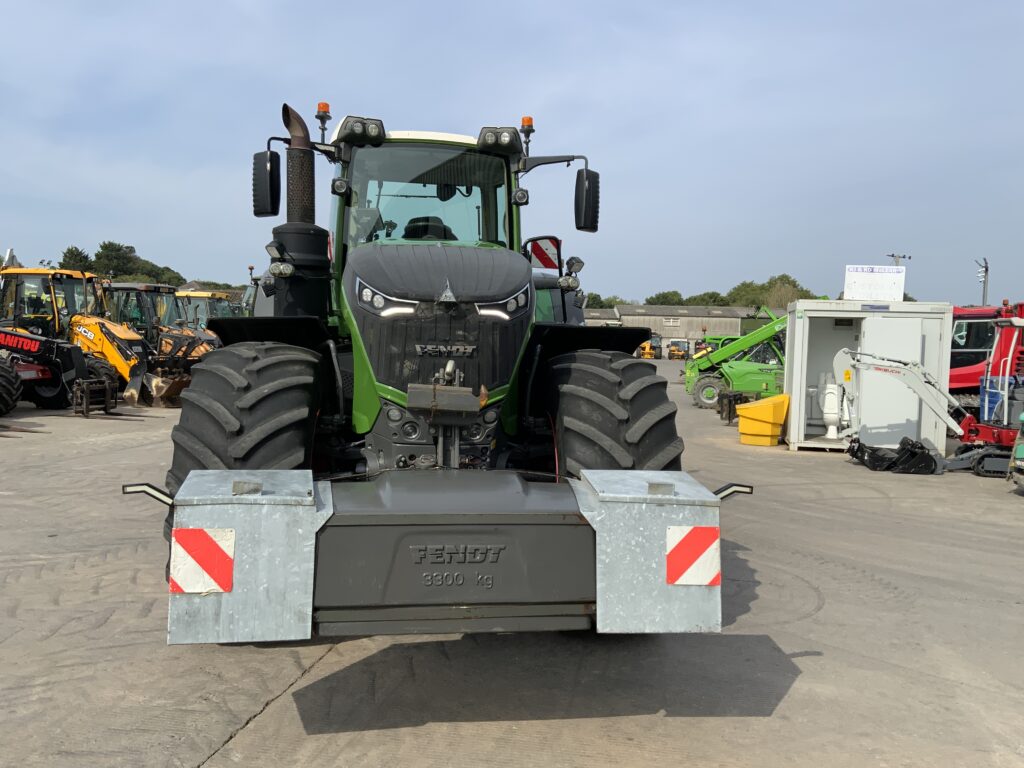 Fendt 1050 Profi plus Tractor (ST27261)