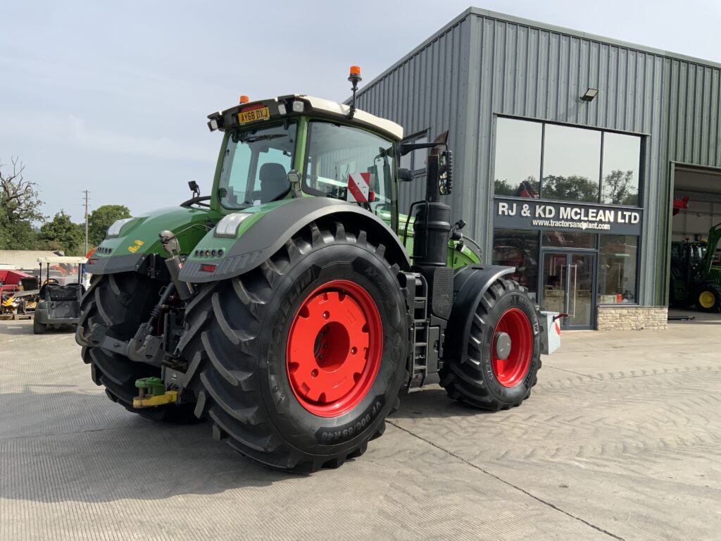 Fendt 1050 Profi plus Tractor (ST27261)