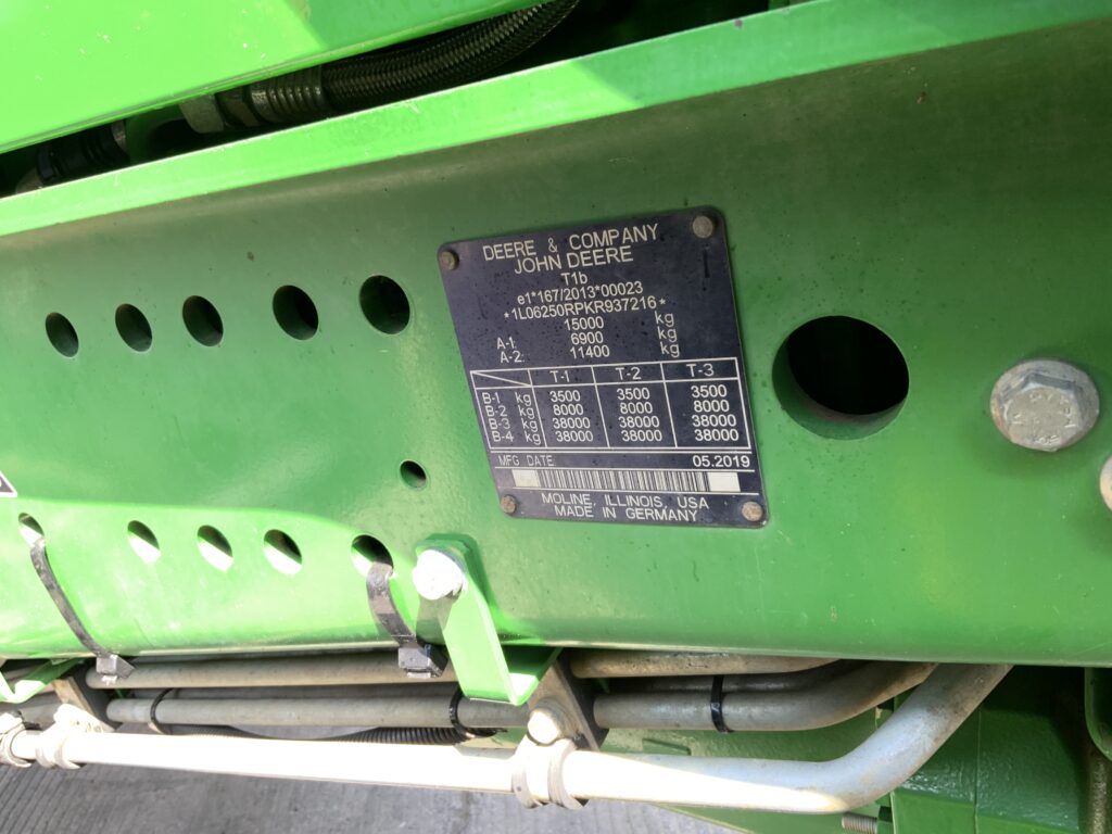 John Deere 6250R Ultimate Edition Tractor (ST27255)