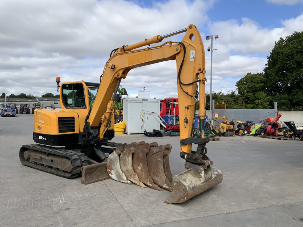 Hyundai ROBEX 80CR-9 Digger (ST26981)