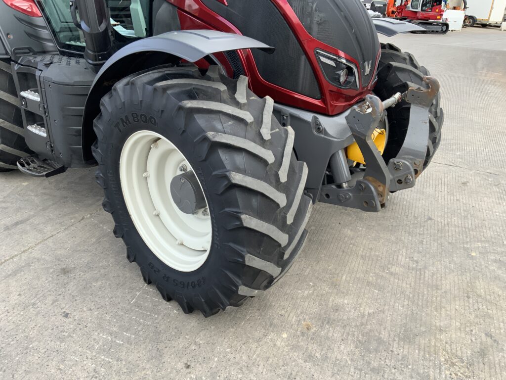 Valtra N134 Active Unlimited Tractor (ST27222)