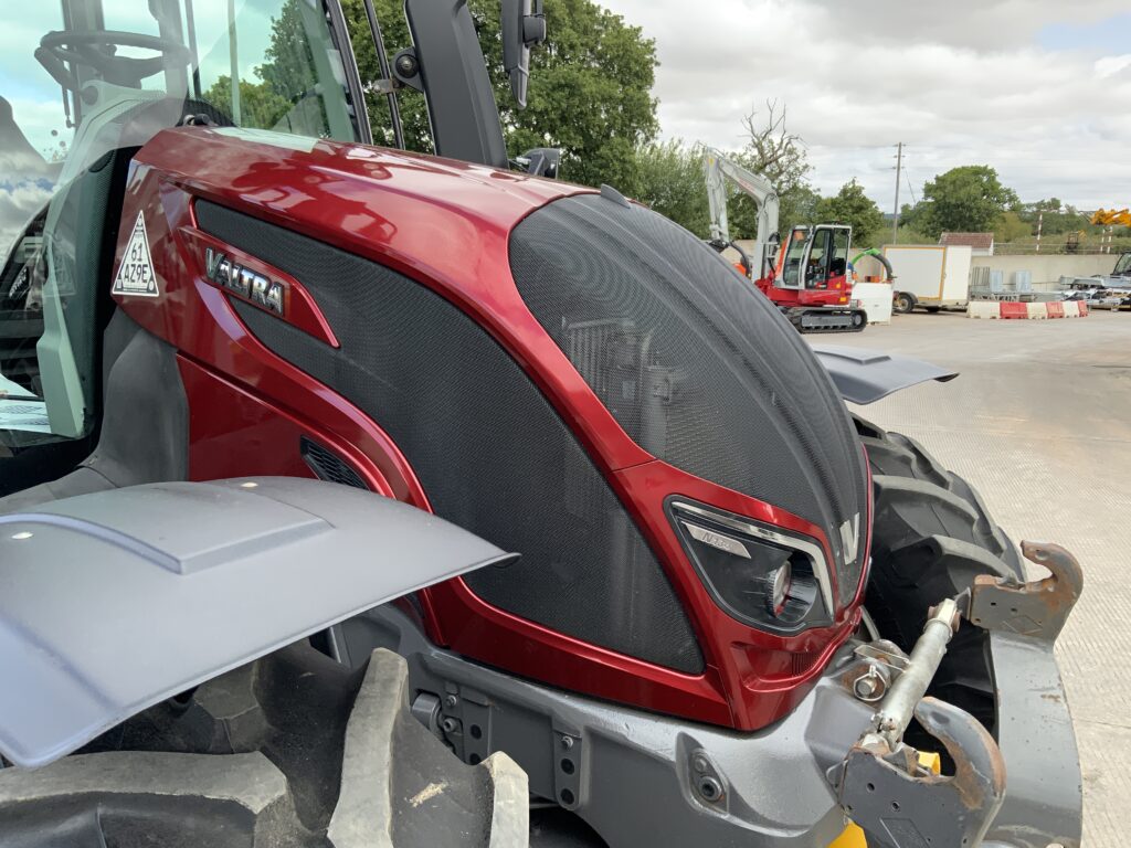 Valtra N134 Active Unlimited Tractor (ST27222)