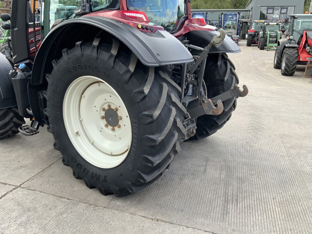 Valtra N134 Active Unlimited Tractor (ST27222)