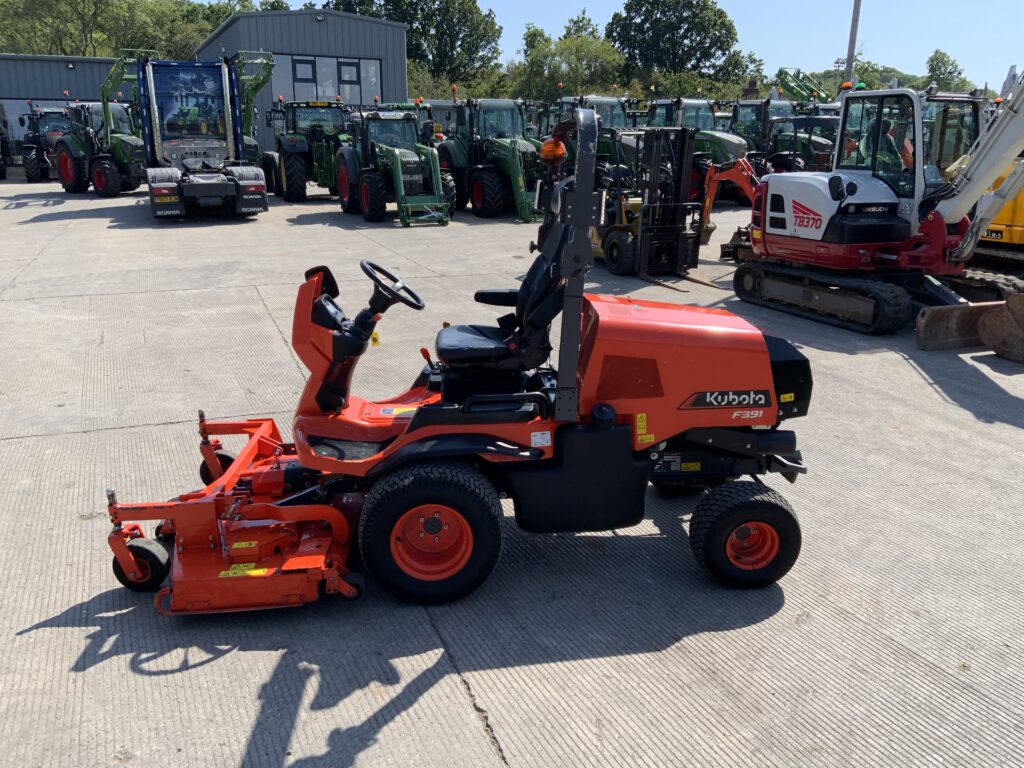 Kubota F391 Out Front Mower (ST27365)