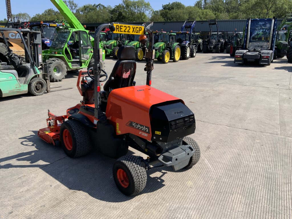 Kubota F391 Out Front Mower (ST27365)