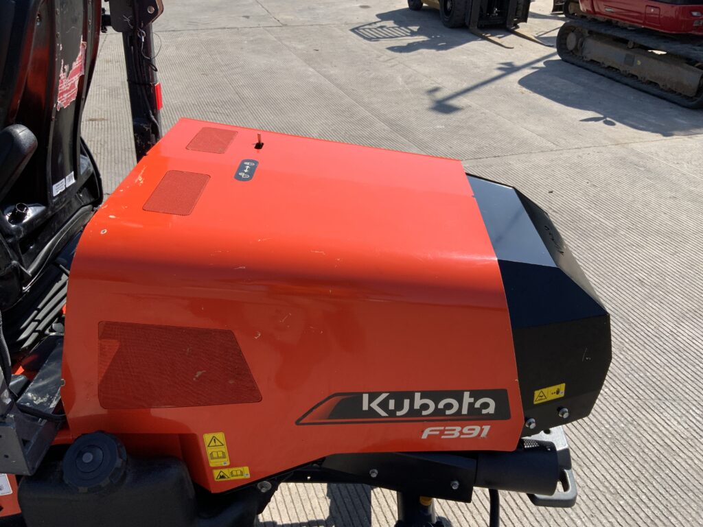 Kubota F391 Out Front Mower (ST27365)