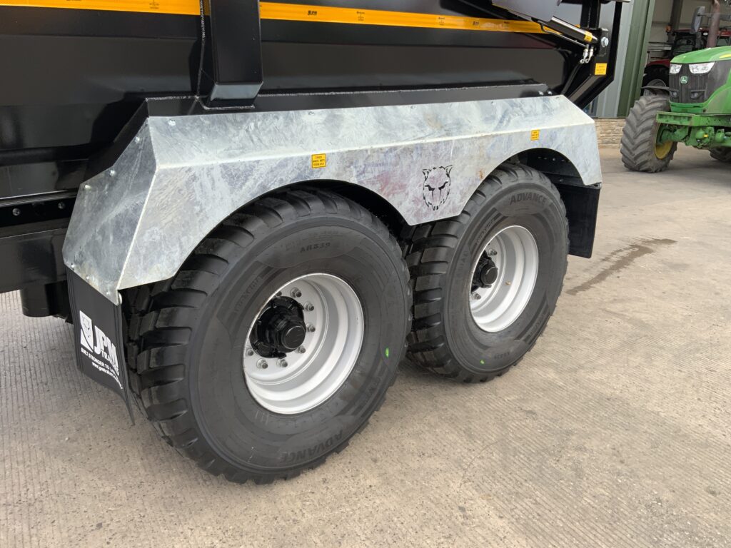 JPM 20Tonne Half Pipe Black Dump Trailer (ST27182)