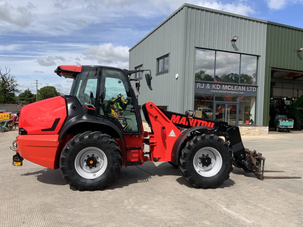 Manitou MLA-T. 533-145 V+ Pivot Steer Elite Telehandler (ST26901)