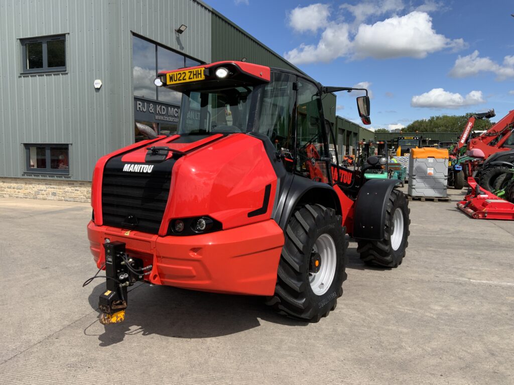 Manitou MLA-T. 533-145 V+ Pivot Steer Elite Telehandler (ST26901)