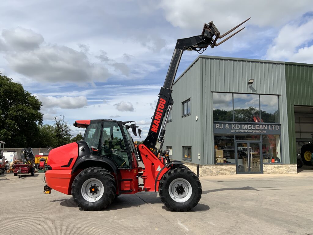 Manitou MLA-T. 533-145 V+ Pivot Steer Elite Telehandler (ST26901)