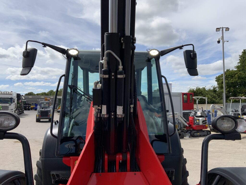Manitou MLA-T. 533-145 V+ Pivot Steer Elite Telehandler (ST26901)