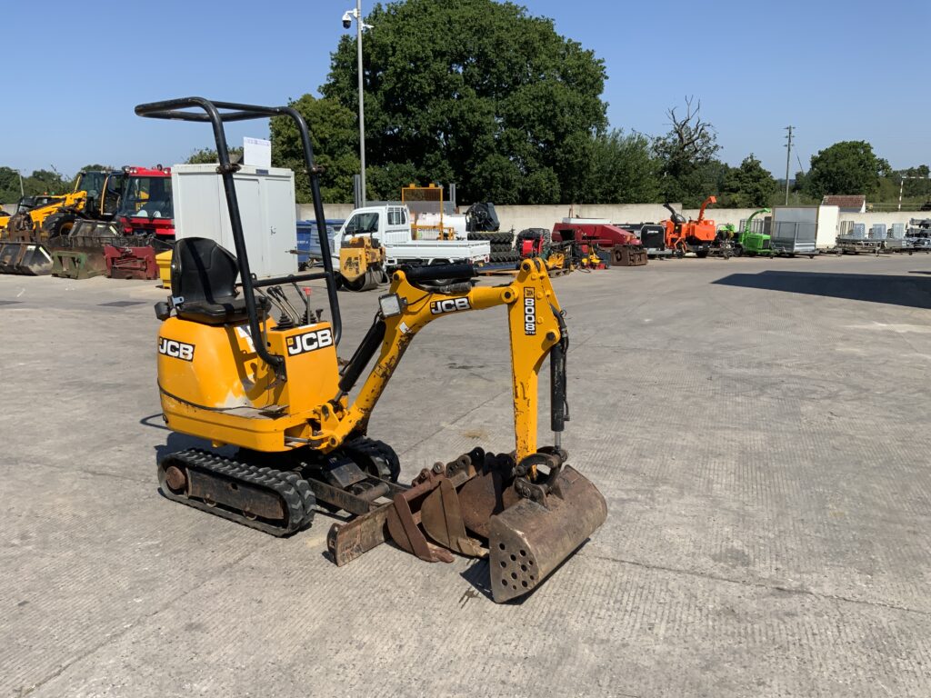 JCB 8008 CTS Digger (ST27243)