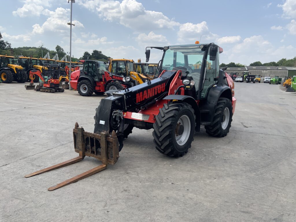 Manitou MLA-T 533-145 V+Elite Pivot Steer Telehandler (ST26638)