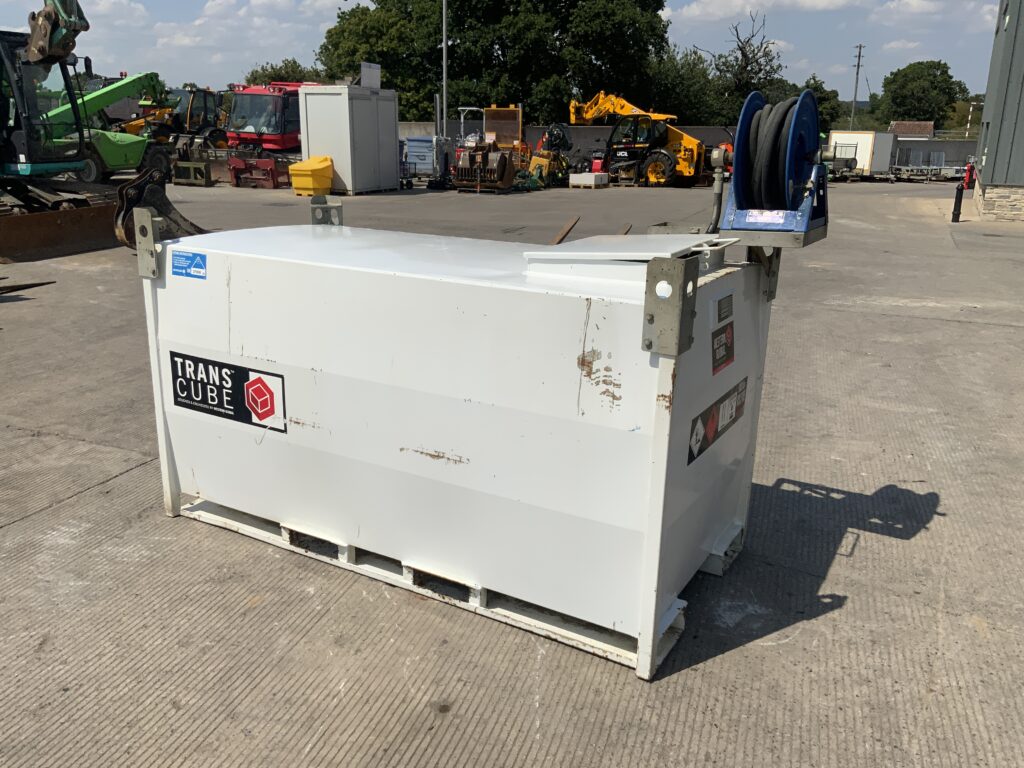 Western 2000ltr Trans Cube Bowser