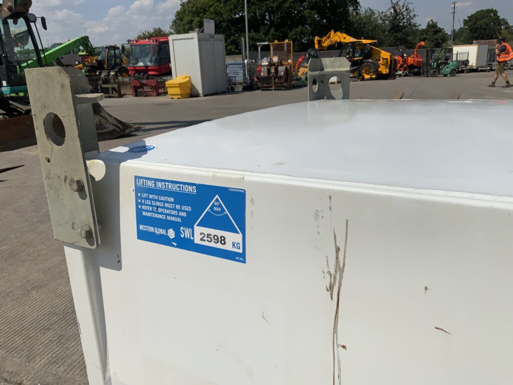 Western 2000ltr Trans Cube Bowser
