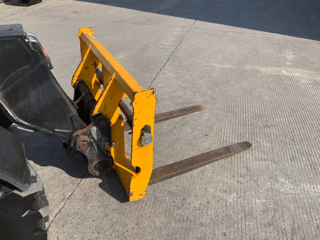 JCB 525-60 Agri Plus Telehandler (ST27038)