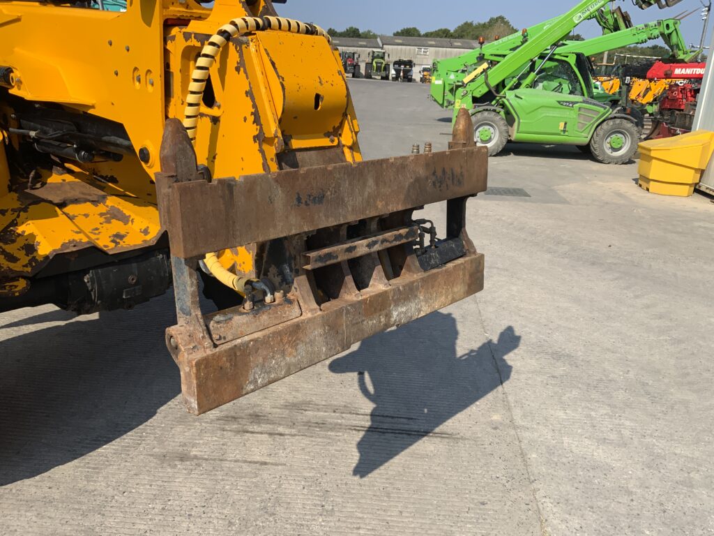 JCB TM320s Pivot steer Telehandler (ST26897)