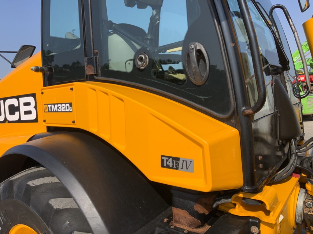JCB TM320s Pivot steer Telehandler (ST26897)