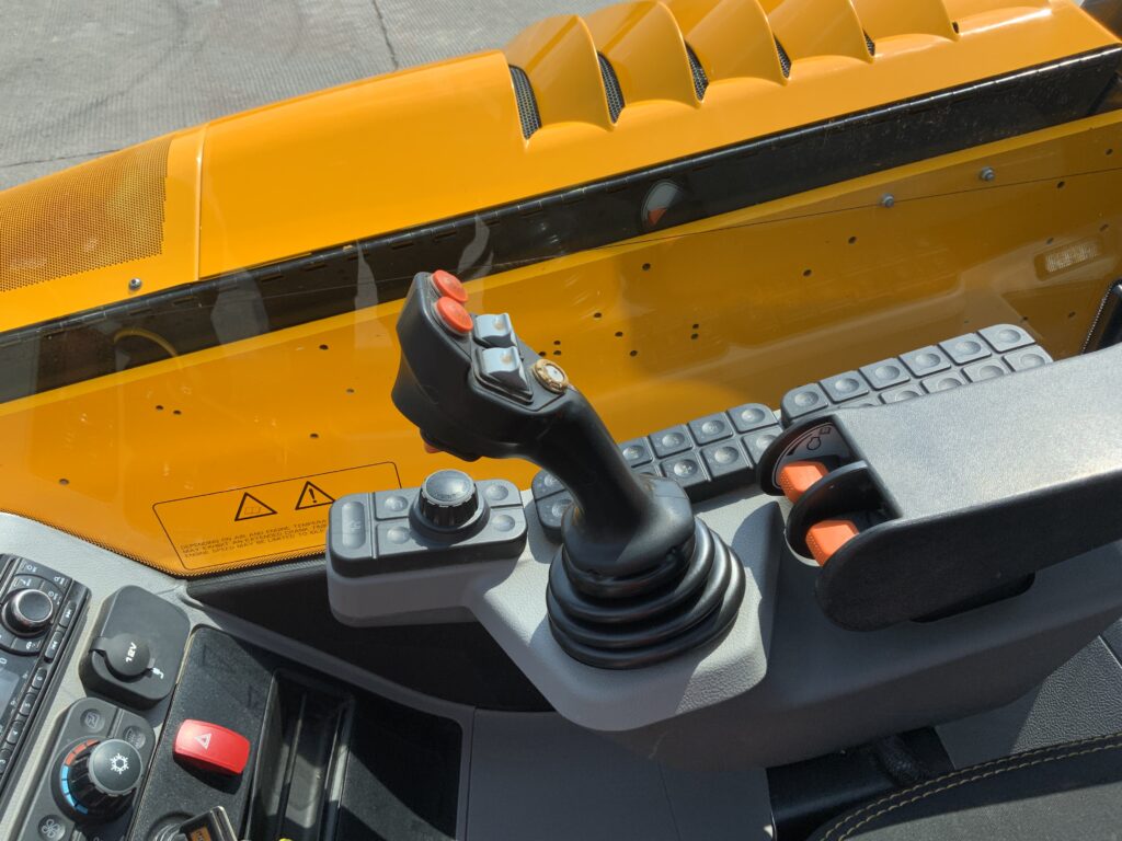 JCB 542-70 Agri Pro Telehandler (ST26782)