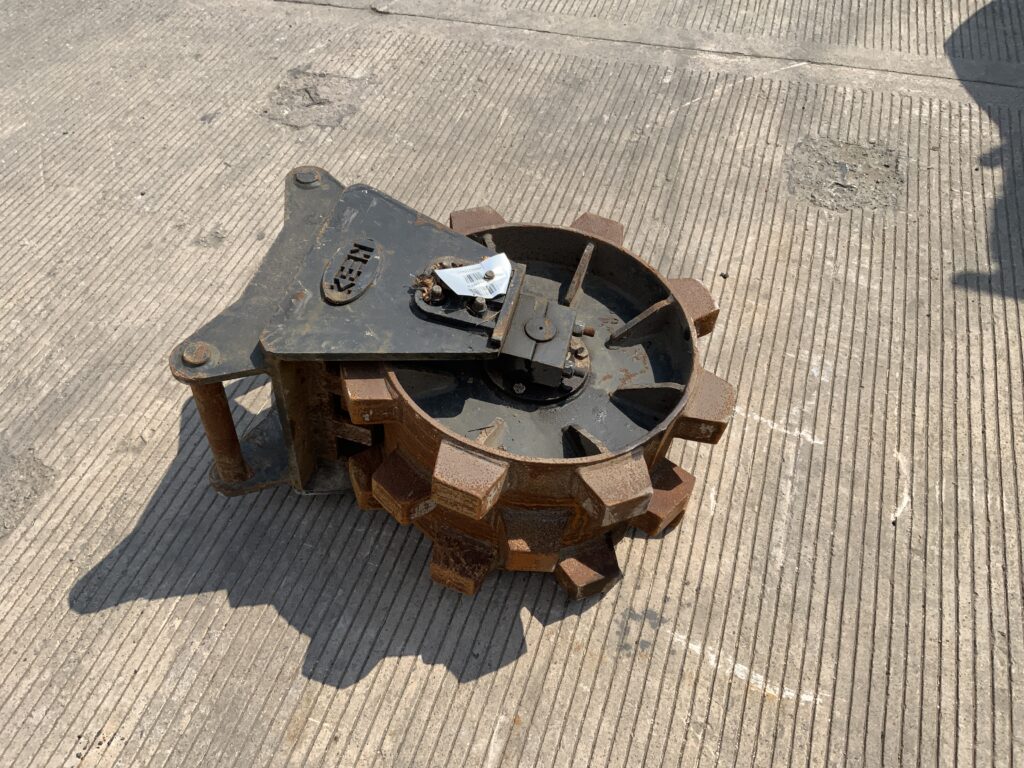Keen Sheeps Foot Trench Roller