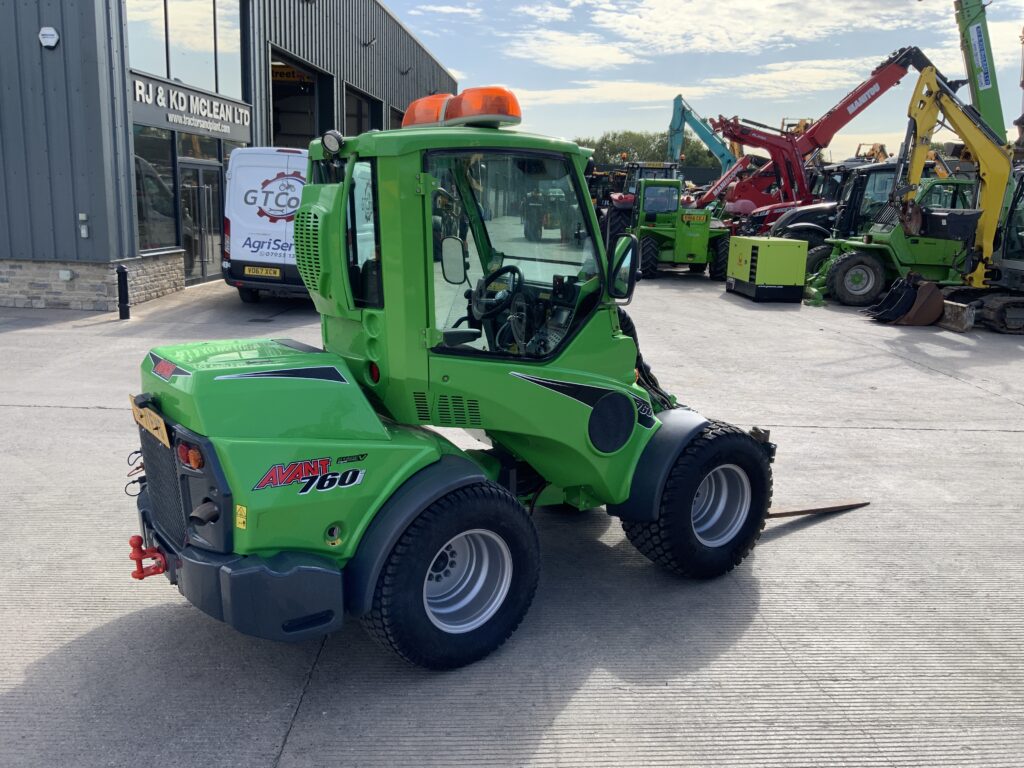 Avant Avant 760I Telescopic Compact Loading Shovel (ST27011)