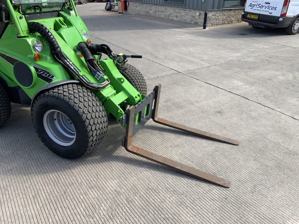 Avant Avant 760I Telescopic Compact Loading Shovel (ST27011)