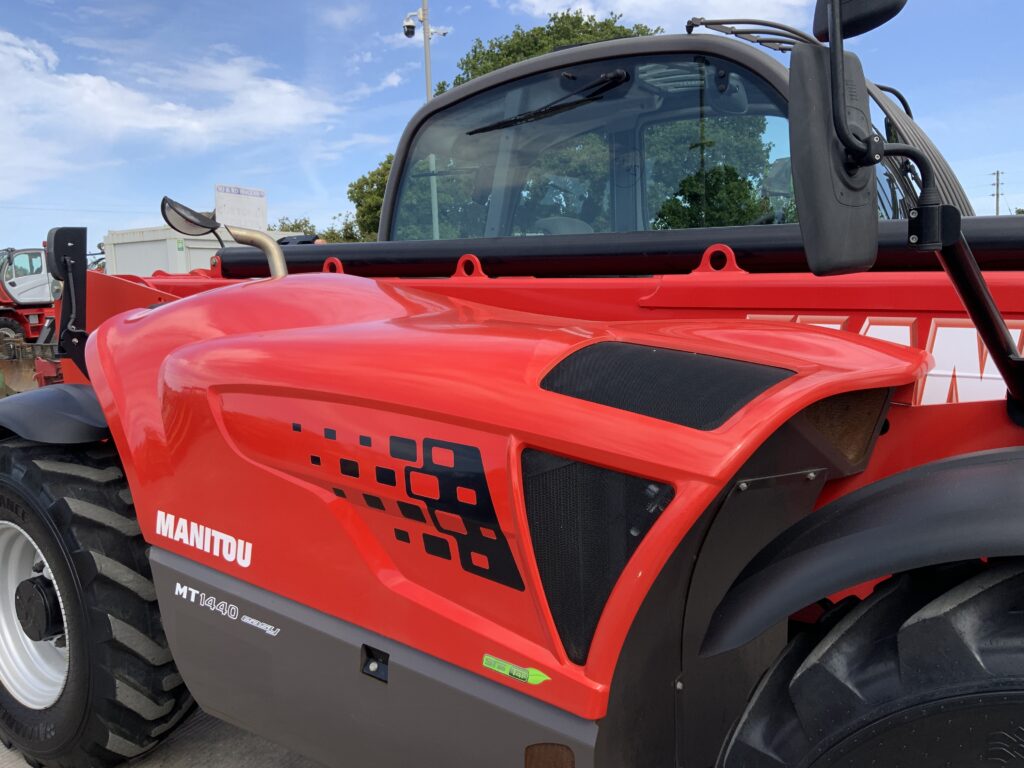 Manitou MT1440 Easy Comfort Telehandler (ST27205)