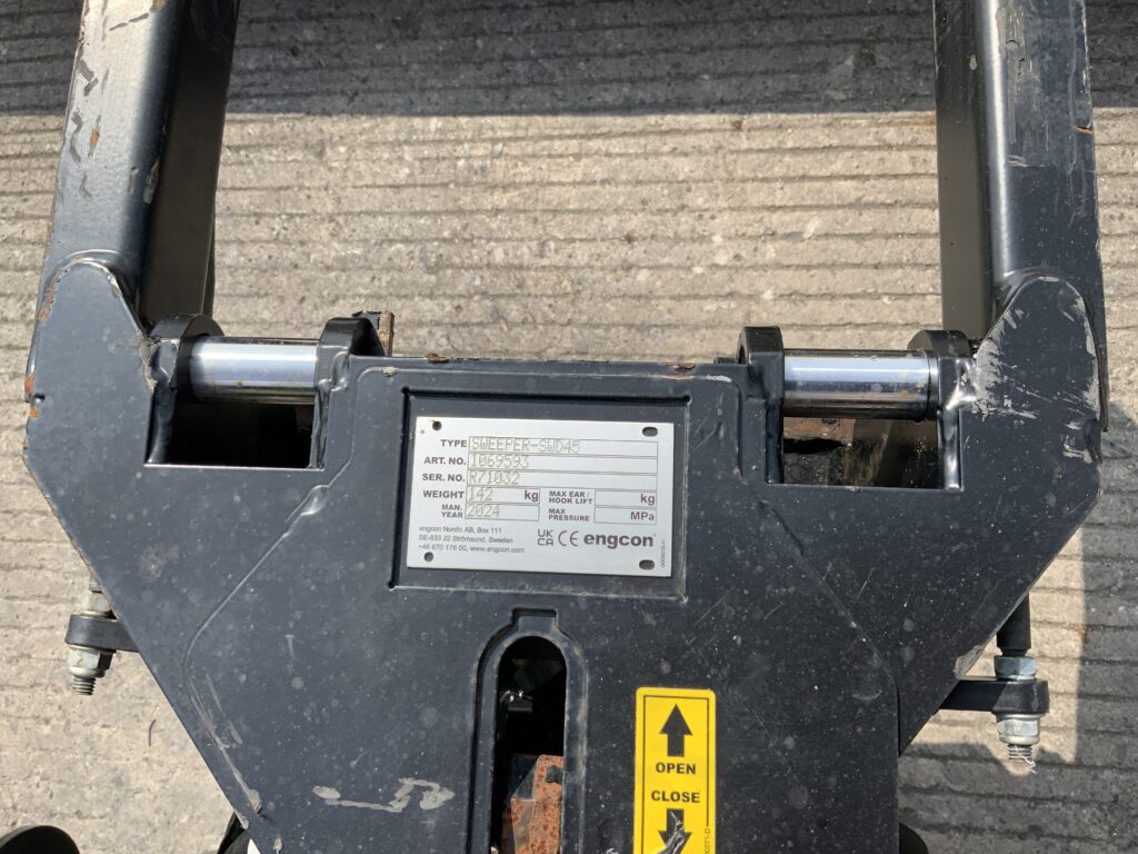 Engcon Sweeper SWD45
