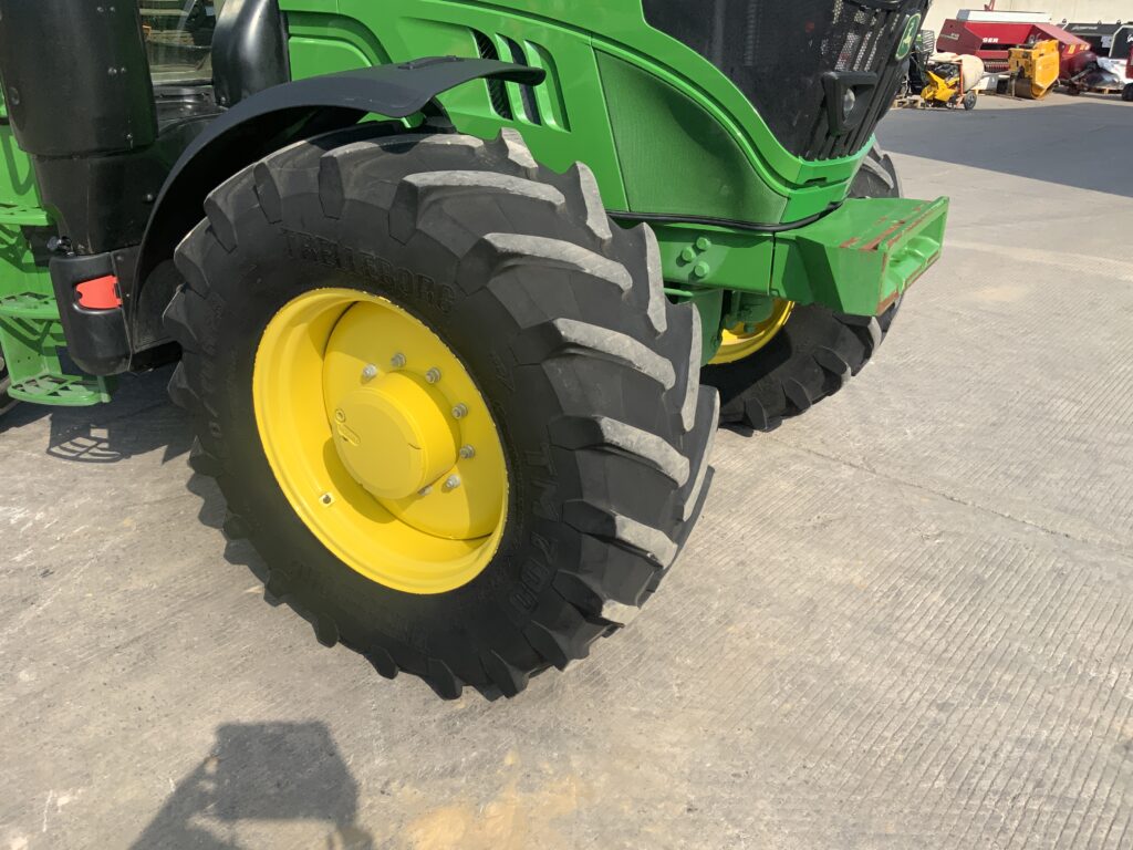 John Deere 6155M Tractor (ST26835)