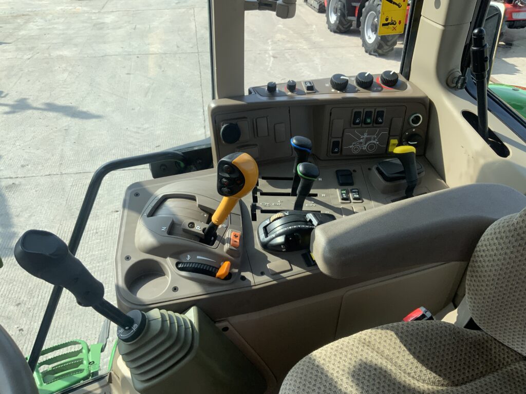 John Deere 6155M Tractor (ST26835)
