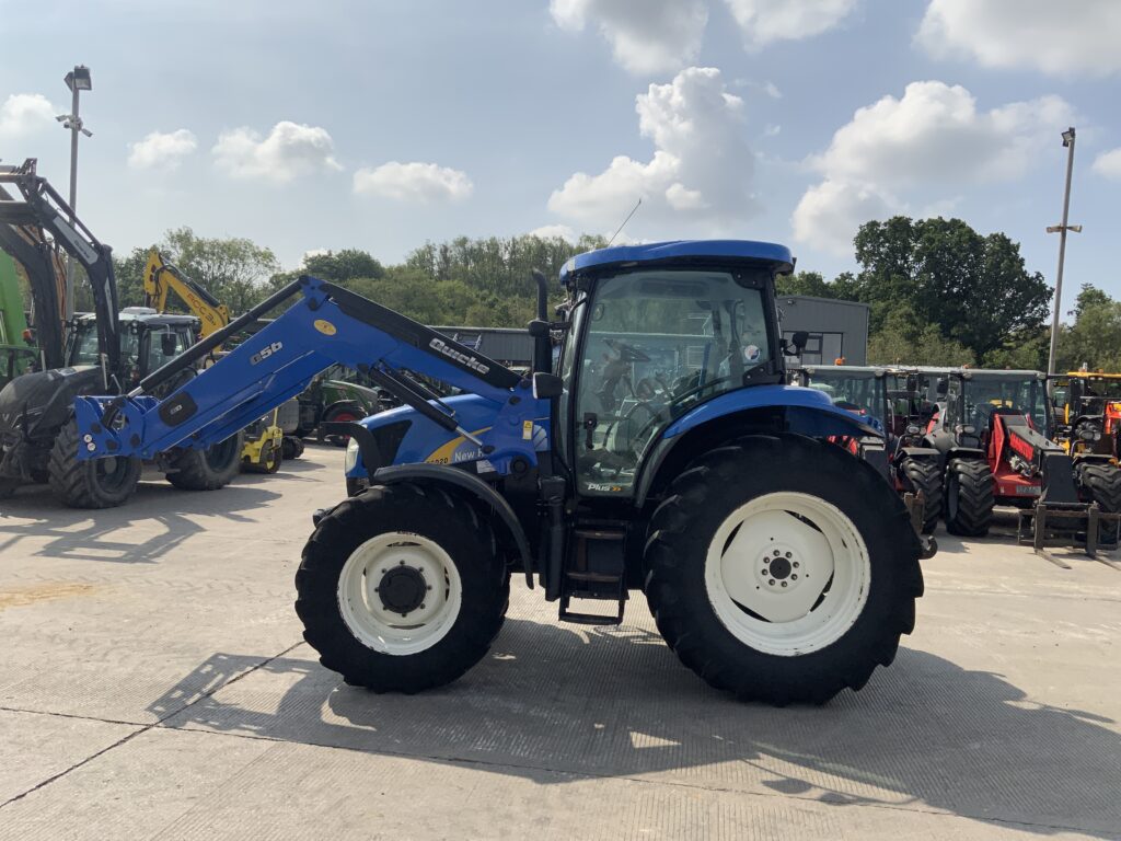 New Holland T6020 Tractor