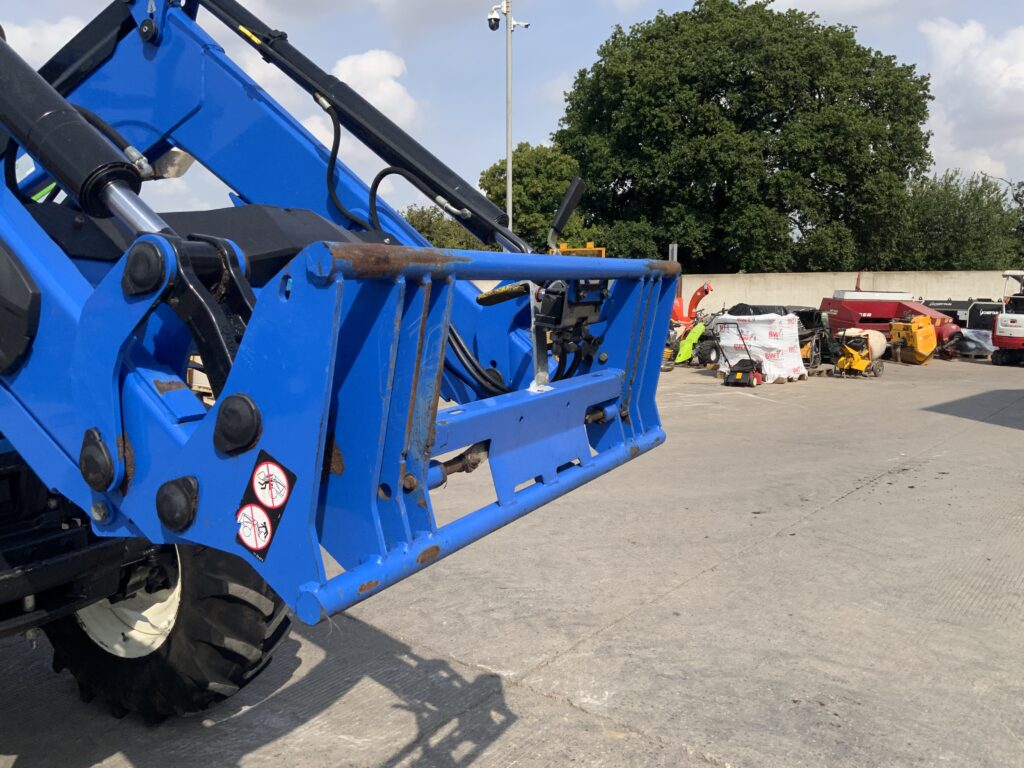 New Holland T6020 Tractor